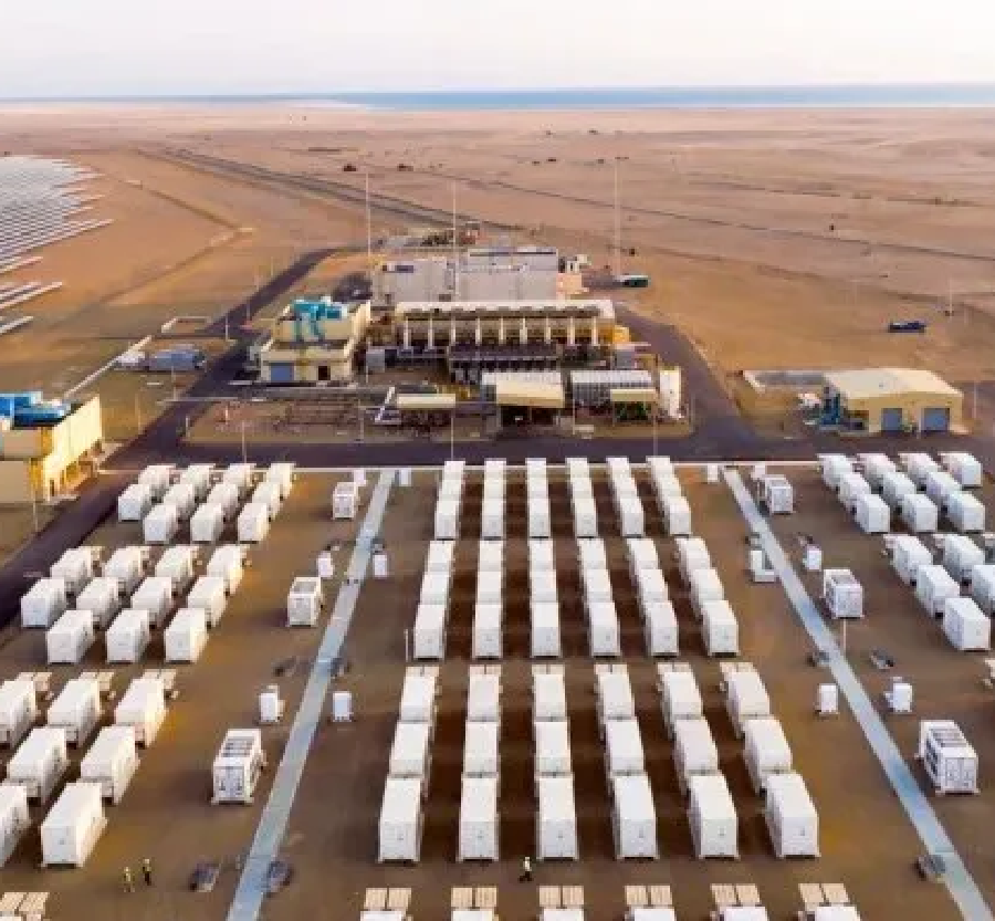 <strong>“偽構(gòu)網(wǎng)”涼了！華為“真構(gòu)網(wǎng)”六大核心引爆構(gòu)網(wǎng)型儲能！200</strong>